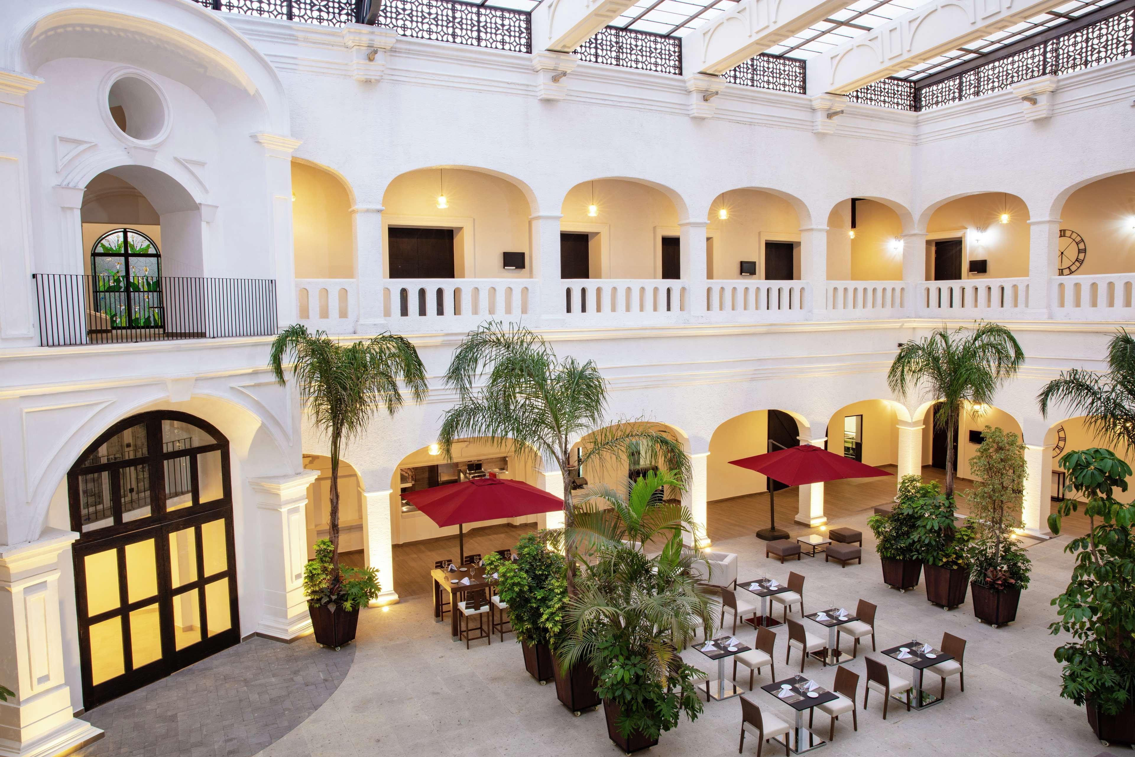 Hotel Doubletree By Hilton Toluca Exteriér fotografie