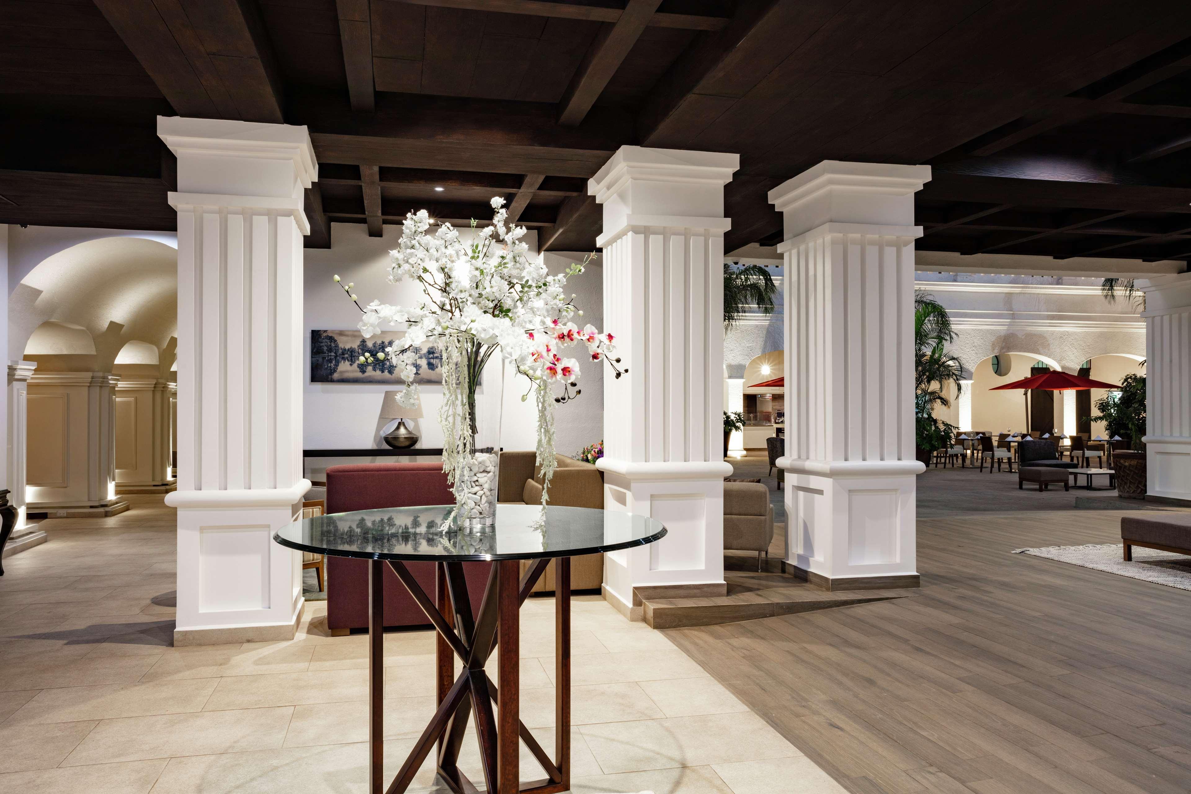 Hotel Doubletree By Hilton Toluca Exteriér fotografie