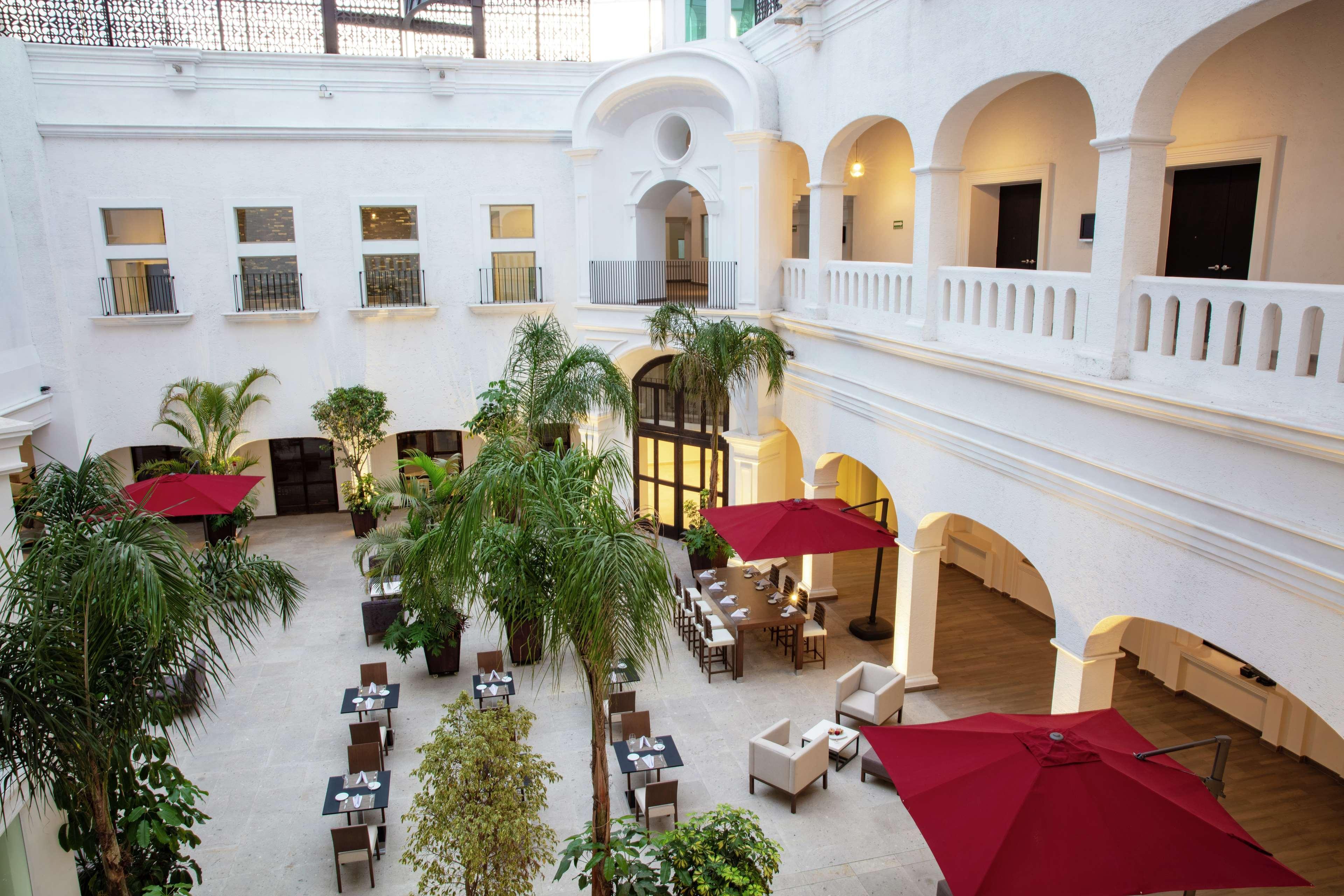 Hotel Doubletree By Hilton Toluca Exteriér fotografie