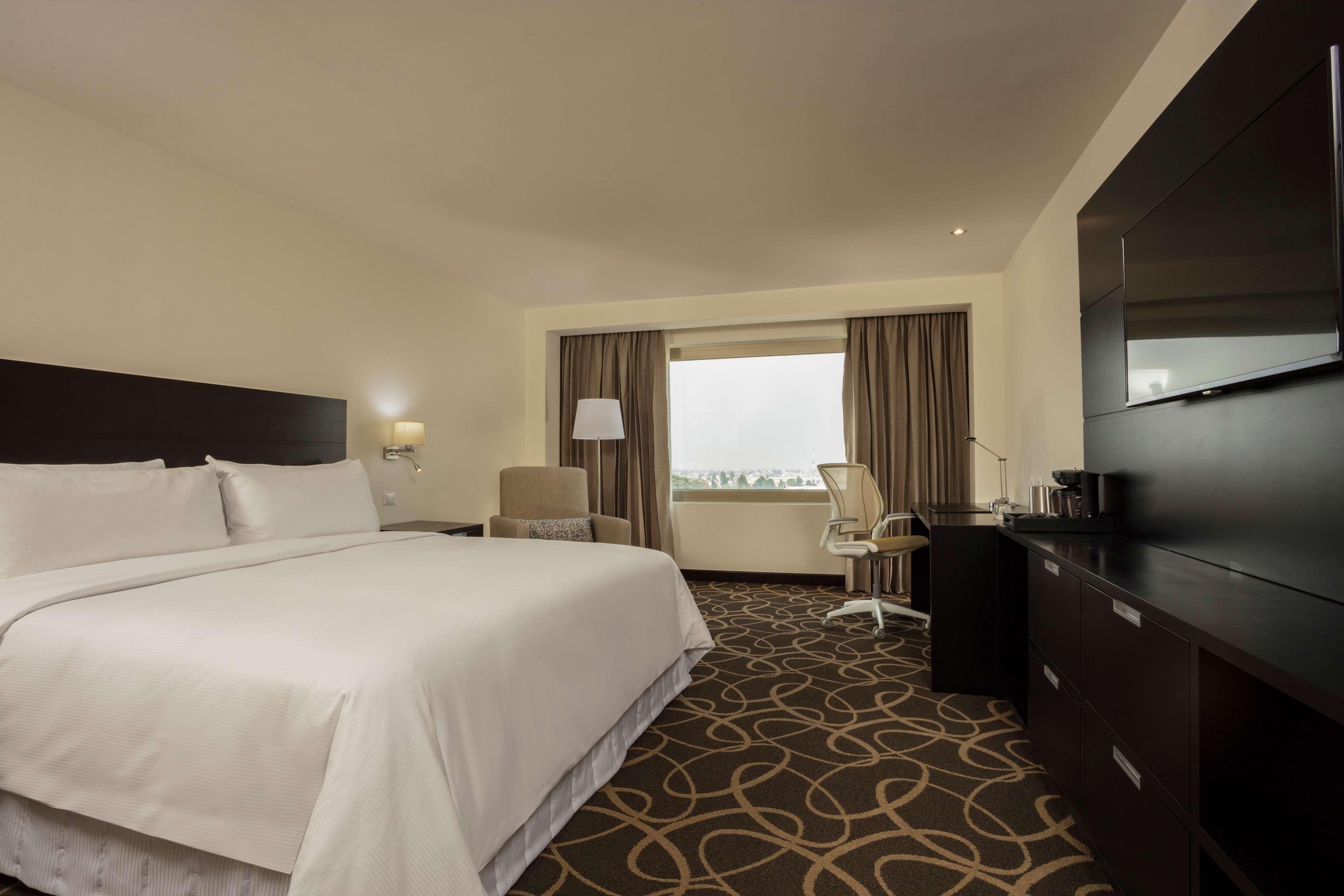 Hotel Doubletree By Hilton Toluca Exteriér fotografie